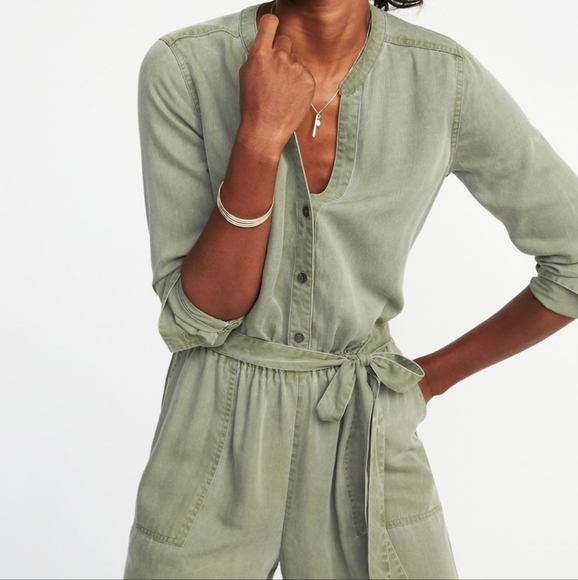 Old Navy Tie-Belt Waist-Defined Tencel Utility Jumpsuit - Picture 2 of 9